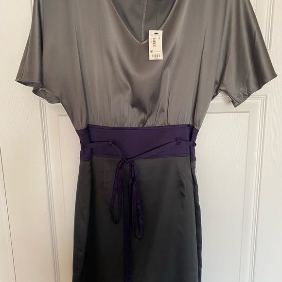 Dress - Picture 3 of 5